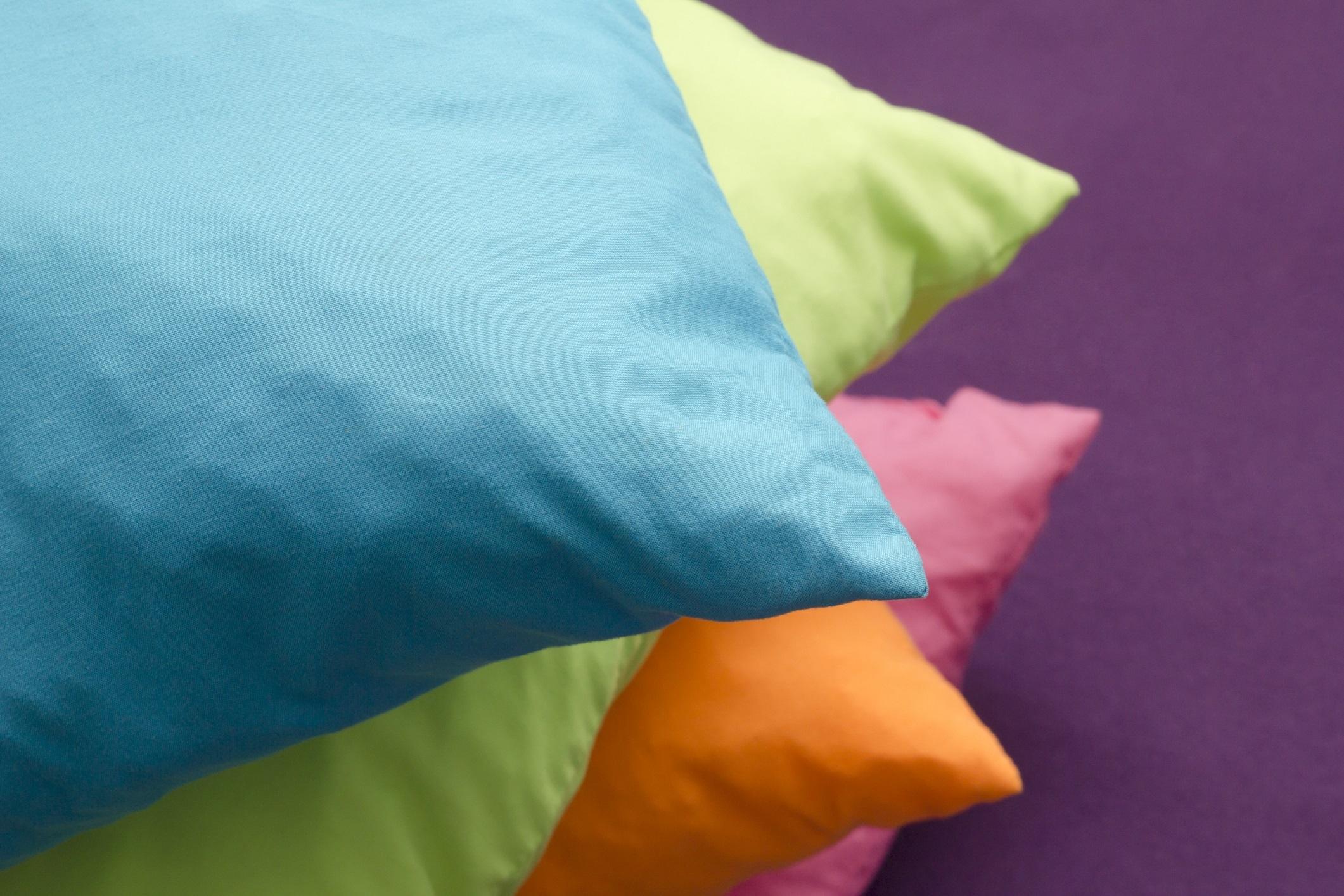 kolorowe poduszki